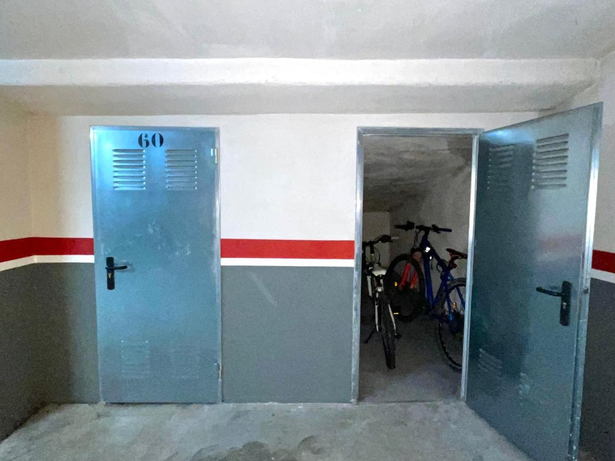 Estudio Centrico 1 Con Terraza Y Parking Privado Ourense Exterior photo