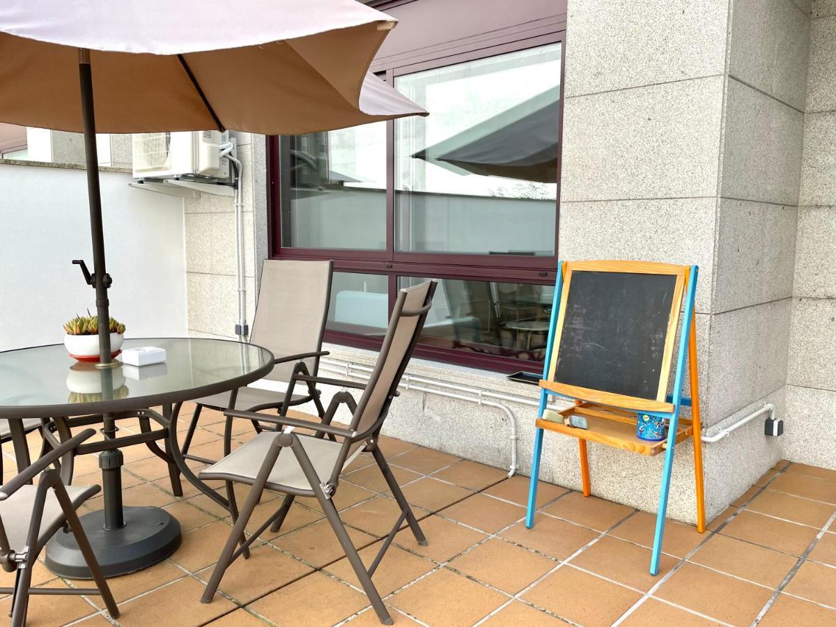 Estudio Centrico 1 Con Terraza Y Parking Privado Ourense Exterior photo